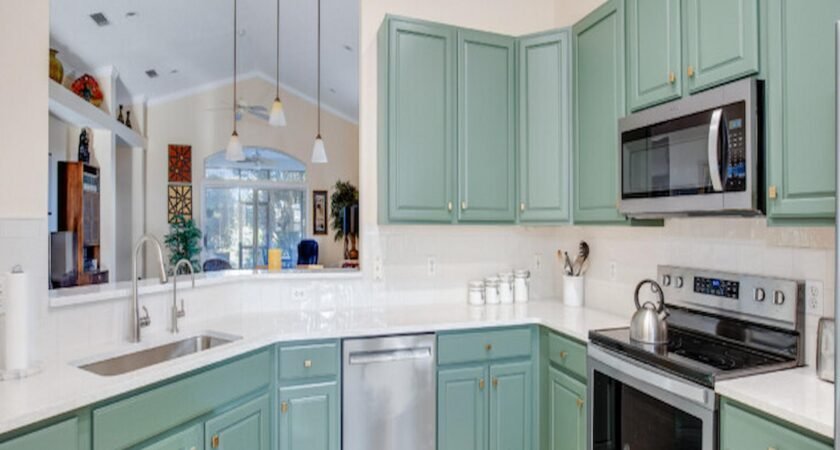 Kitchen Cabinet Refacing: The Smart Way to Transform Your Kitchen Without a Full Renovation